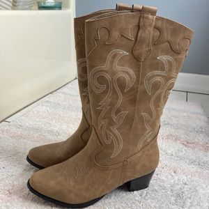 Cowgirl boots for women